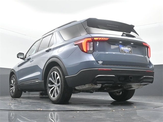 new 2025 Ford Explorer car, priced at $44,705