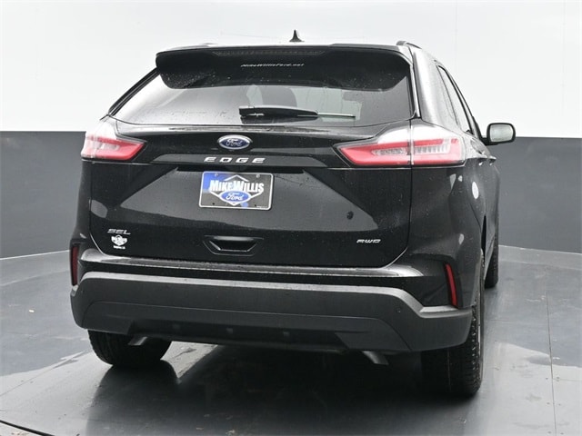 new 2024 Ford Edge car, priced at $36,805