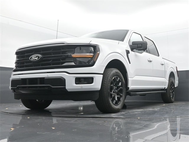 new 2024 Ford F-150 car, priced at $46,050