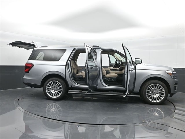 new 2024 Ford Expedition car, priced at $64,400