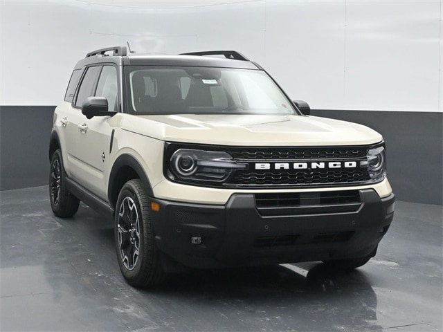 new 2025 Ford Bronco Sport car, priced at $37,846