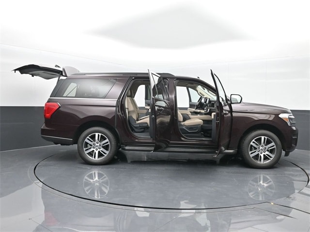 new 2024 Ford Expedition car, priced at $63,095