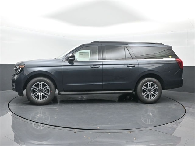 new 2025 Ford Expedition car, priced at $71,705