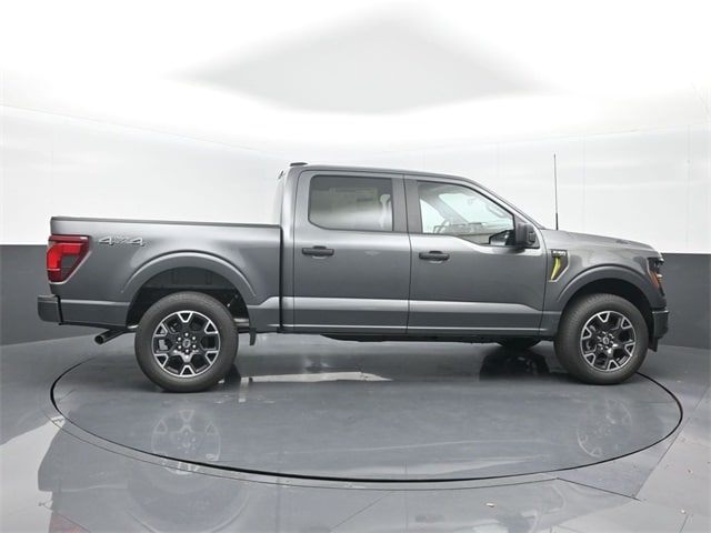 new 2025 Ford F-150 car, priced at $46,722