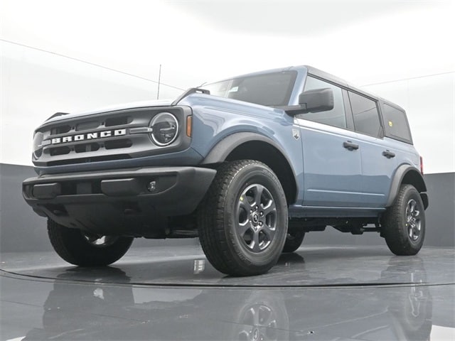 new 2024 Ford Bronco car, priced at $44,595