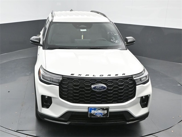 new 2025 Ford Explorer car, priced at $43,405