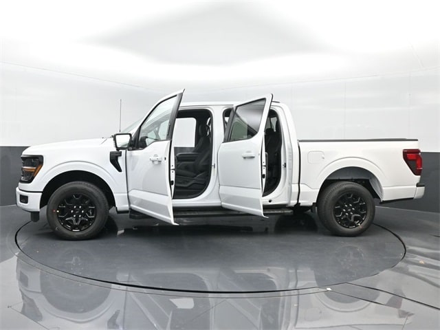 new 2024 Ford F-150 car, priced at $45,805