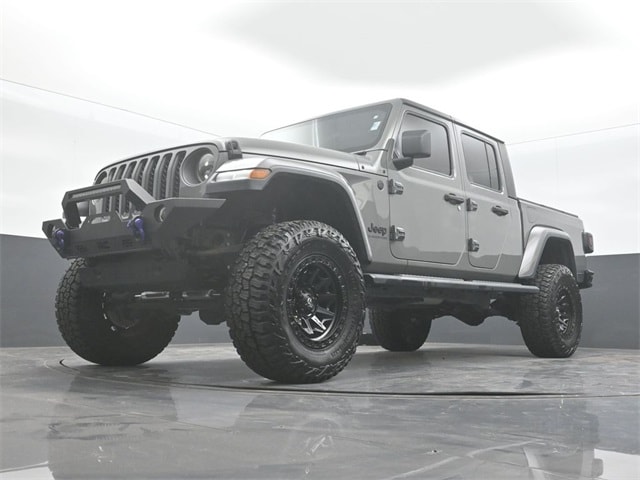 used 2020 Jeep Gladiator car, priced at $33,983