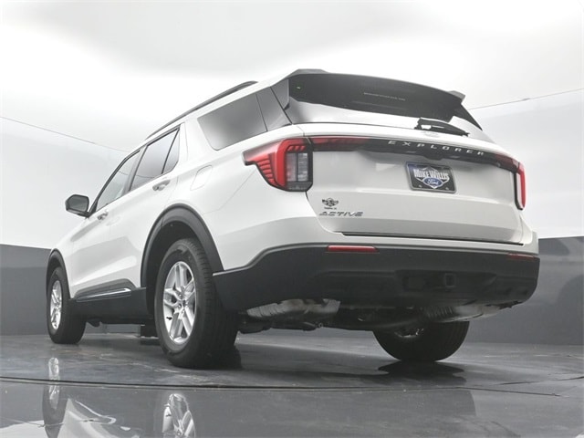 new 2025 Ford Explorer car, priced at $38,440