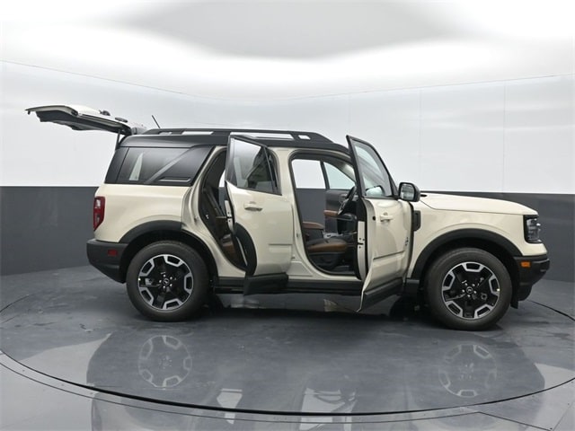 new 2024 Ford Bronco Sport car, priced at $32,325