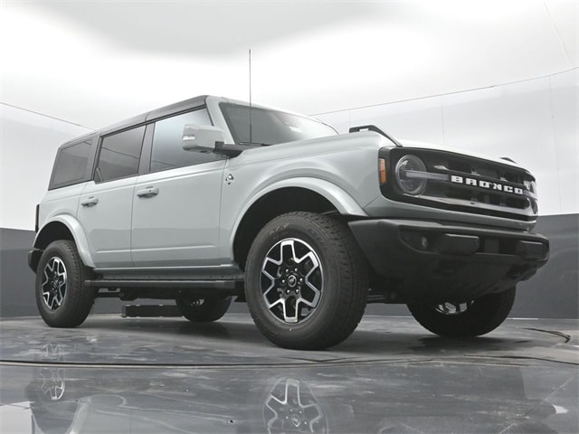 new 2024 Ford Bronco car, priced at $51,750