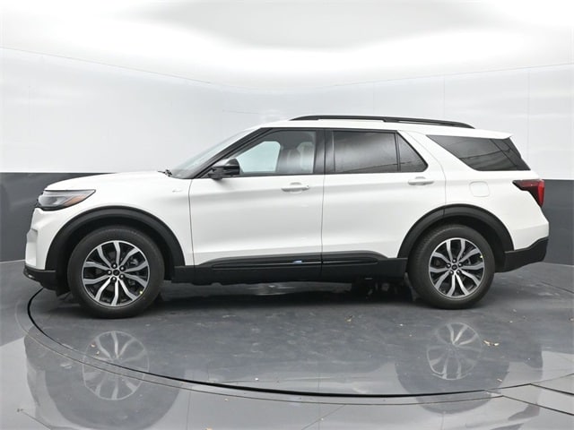 new 2025 Ford Explorer car, priced at $45,905