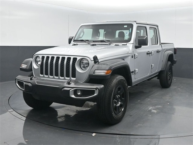 used 2023 Jeep Gladiator car, priced at $32,789