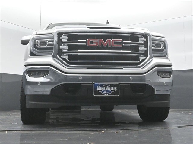 used 2018 GMC Sierra 1500 car, priced at $32,891