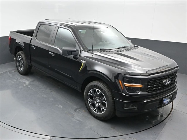 new 2025 Ford F-150 car, priced at $46,640