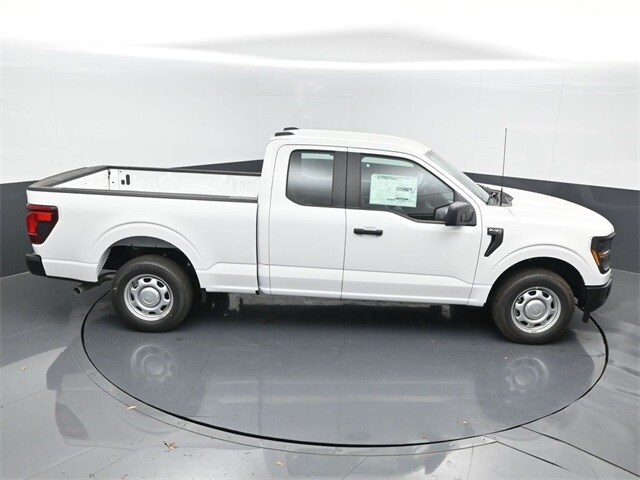 new 2024 Ford F-150 car, priced at $39,684