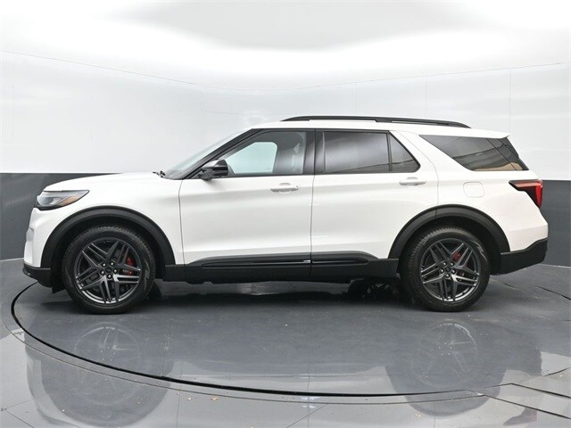 new 2025 Ford Explorer car, priced at $61,620