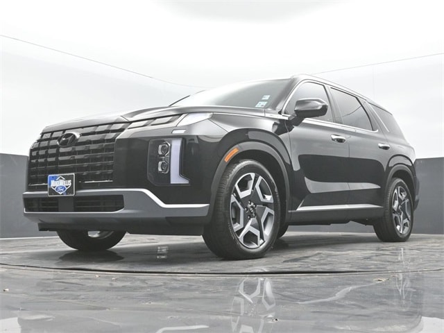 used 2024 Hyundai Palisade car, priced at $42,856