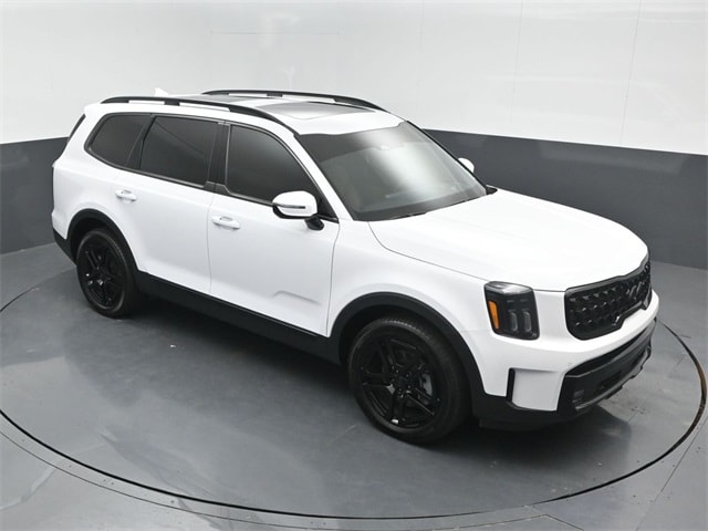 used 2025 Kia Telluride car, priced at $45,668