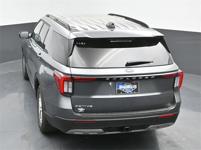 new 2025 Ford Explorer car, priced at $41,210