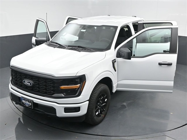 new 2025 Ford F-150 car, priced at $45,694