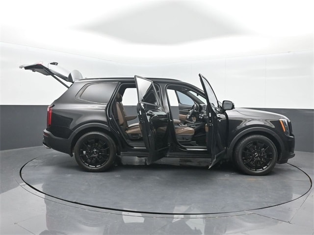 used 2022 Kia Telluride car, priced at $28,290