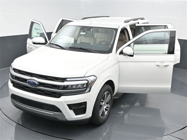 new 2024 Ford Expedition car, priced at $58,620