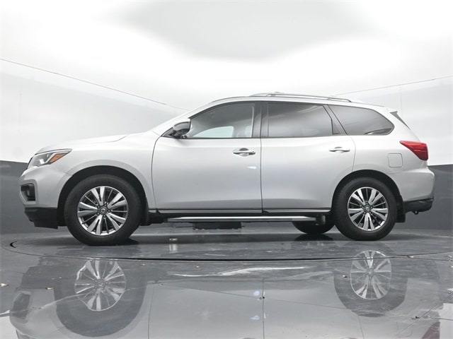 used 2020 Nissan Pathfinder car, priced at $20,965