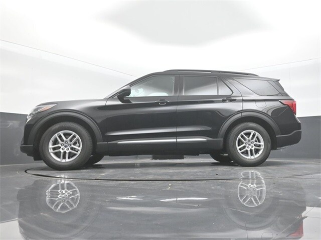 new 2025 Ford Explorer car, priced at $37,645