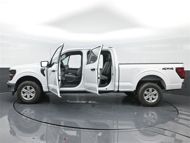 new 2024 Ford F-150 car, priced at $51,427