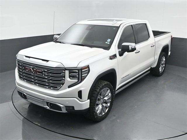 used 2025 GMC Sierra 1500 car, priced at $67,397