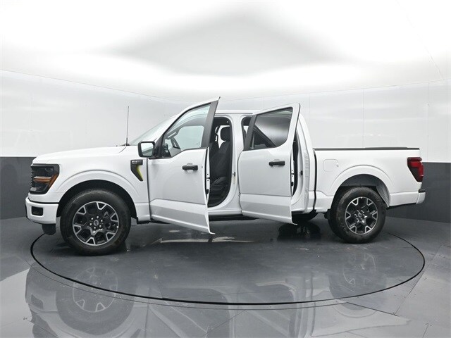 new 2025 Ford F-150 car, priced at $42,130
