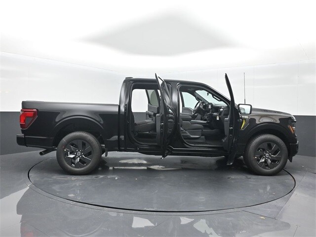 new 2025 Ford F-150 car, priced at $42,330