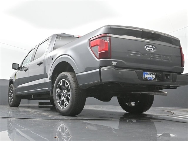 new 2024 Ford F-150 car, priced at $43,027