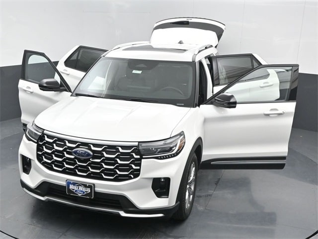 new 2025 Ford Explorer car, priced at $49,640