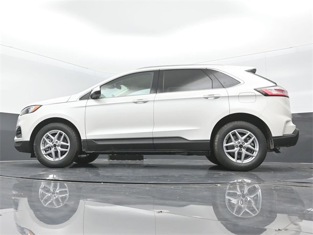 new 2024 Ford Edge car, priced at $37,020