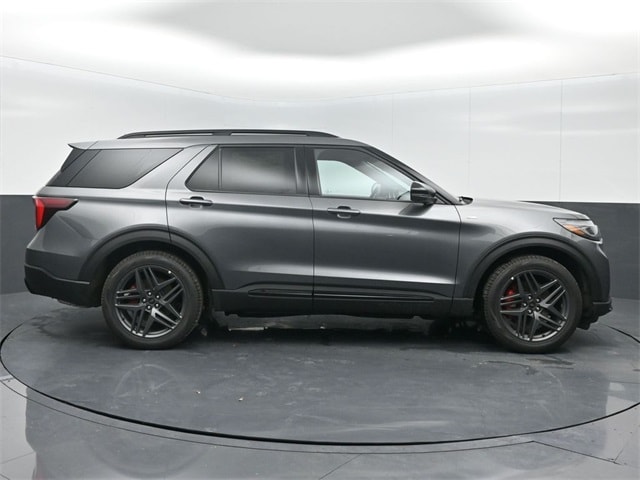 new 2025 Ford Explorer car, priced at $46,445