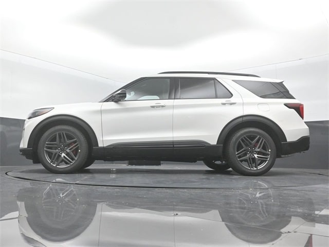 new 2025 Ford Explorer car, priced at $58,155