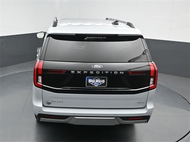 new 2025 Ford Expedition car, priced at $82,435