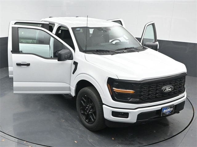 new 2025 Ford F-150 car, priced at $49,742