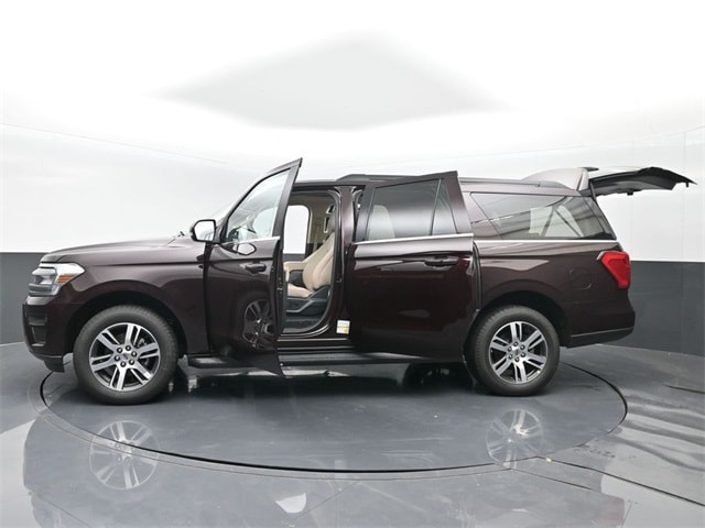 new 2024 Ford Expedition car, priced at $63,095