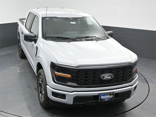 new 2025 Ford F-150 car, priced at $52,130