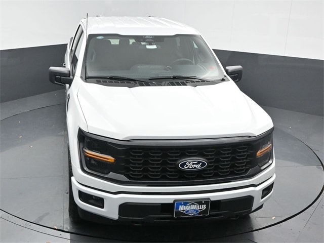 new 2024 Ford F-150 car, priced at $49,941