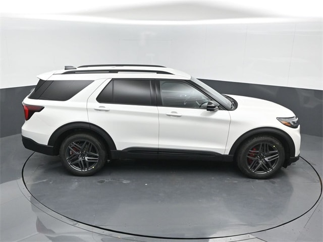 new 2025 Ford Explorer car, priced at $54,660