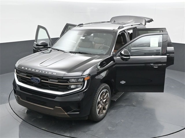 new 2025 Ford Expedition car, priced at $86,795