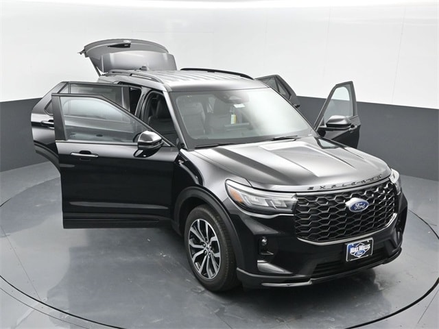 new 2025 Ford Explorer car, priced at $43,590