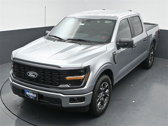new 2025 Ford F-150 car, priced at $43,083