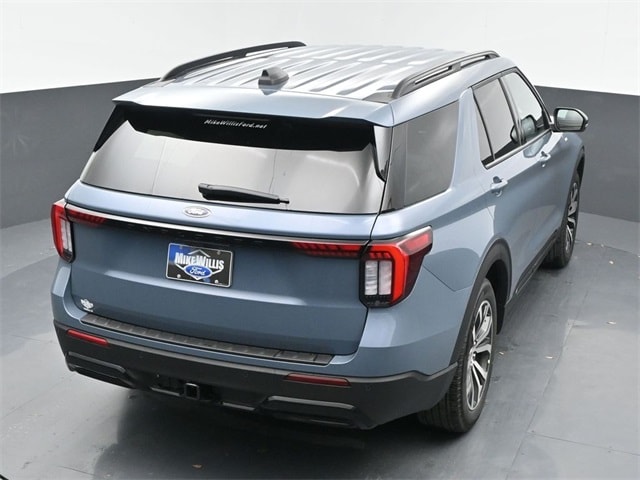 new 2025 Ford Explorer car, priced at $44,705