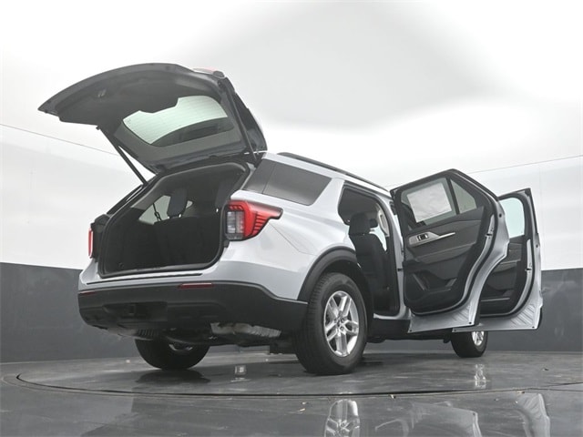 new 2025 Ford Explorer car, priced at $37,645