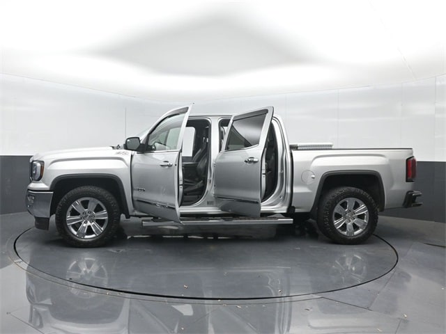 used 2018 GMC Sierra 1500 car, priced at $32,891